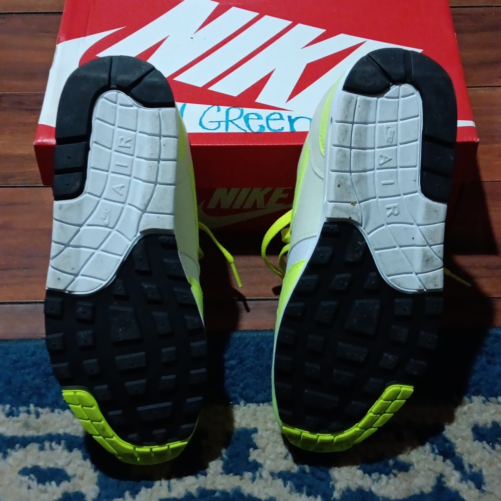 NIKE AIRMAX 1 VOLT - Picture 4 of 4